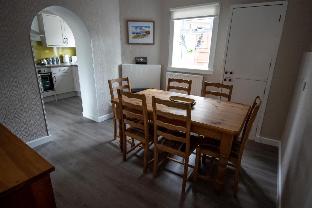 The View 3-Bed Cottage Findochty Buckie Moray Bagian luar foto