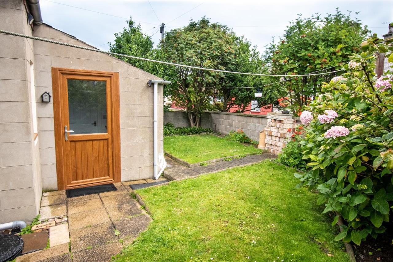 The View 3-Bed Cottage Findochty Buckie Moray Bagian luar foto