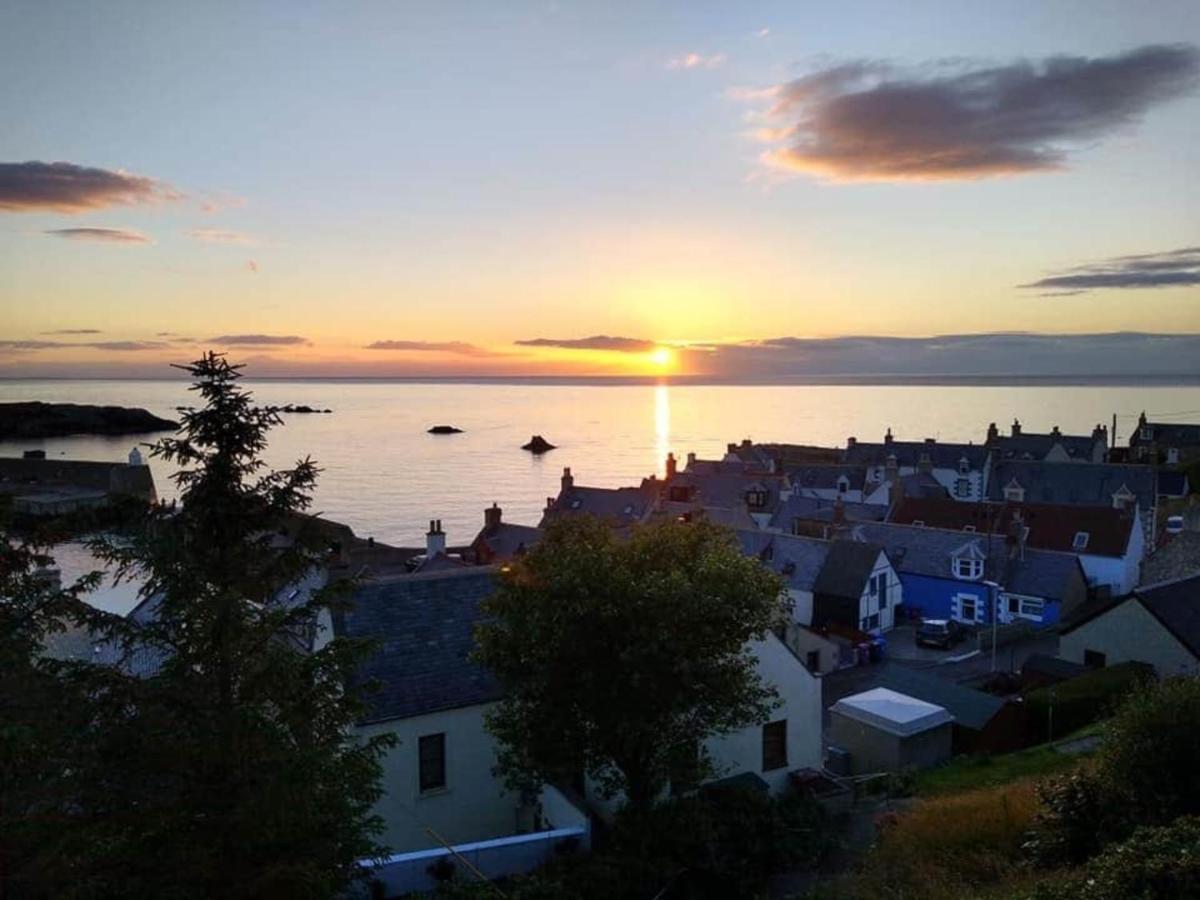 The View 3-Bed Cottage Findochty Buckie Moray Bagian luar foto